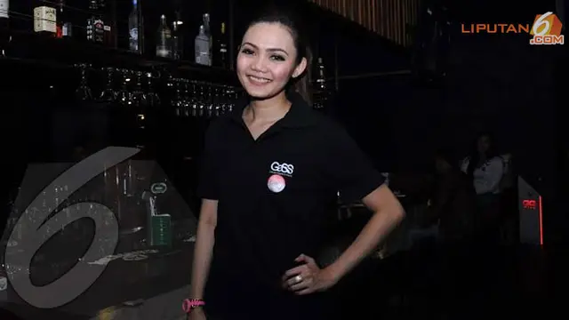 rina-gallery-140128c3.jpg