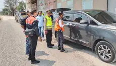 Modus Gembos Ban Mobil, Maling Gasak Rp 208 Juta di Kudus