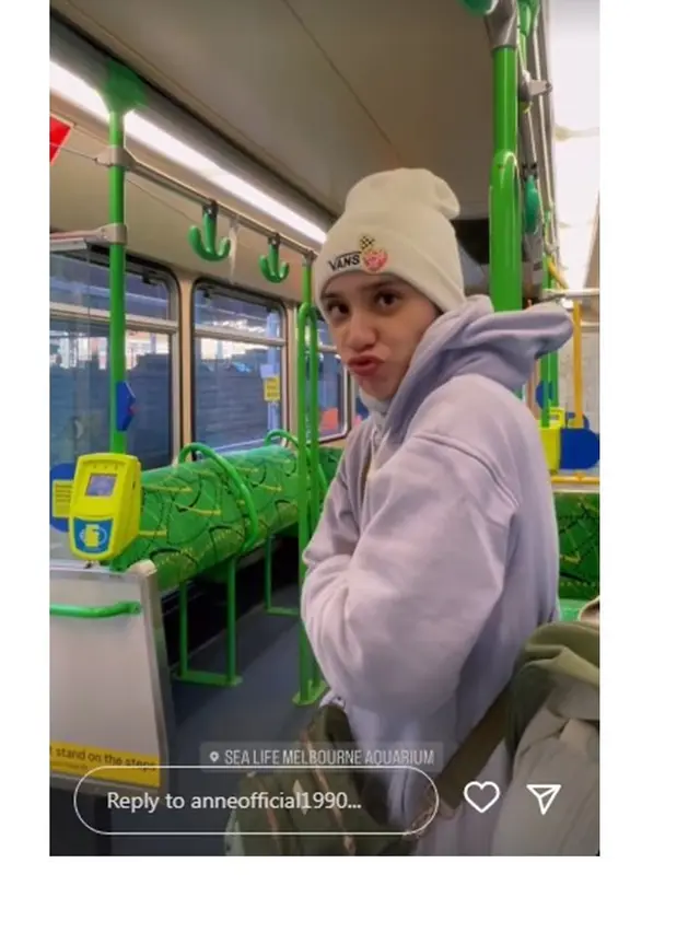 6 Momen Putri Anne Ajak Anak Liburan di Australia, Penampilannya Jadi Sorotan