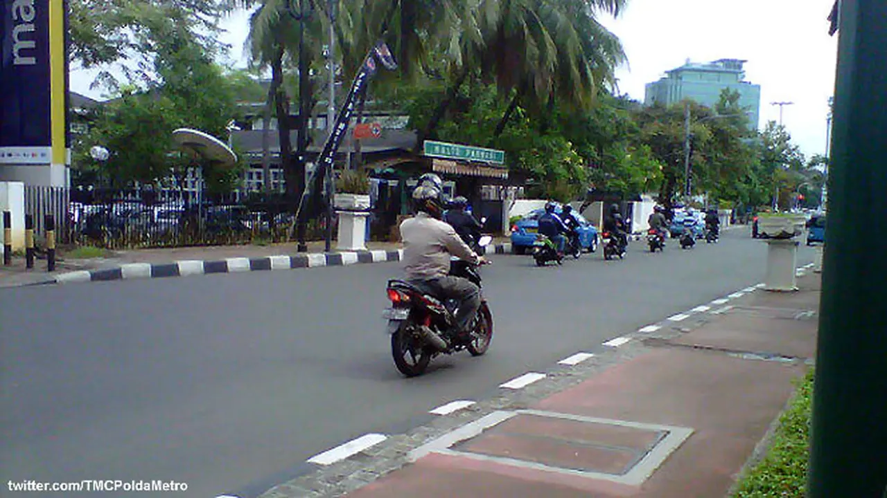 lalin-lancar130418a.jpg