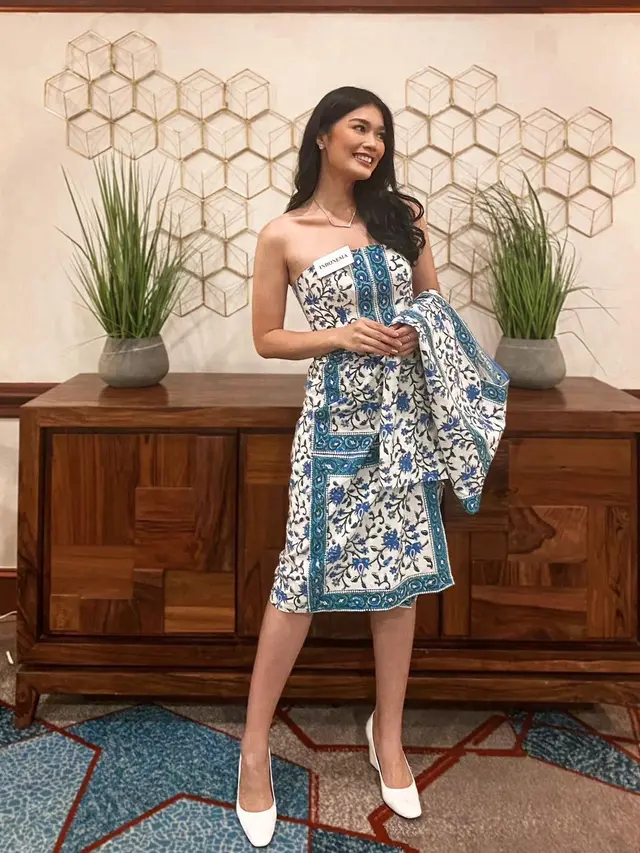 7 Pesona Carla Yules, Wakil Indonesia yang Masuk Top 6 di Miss World 2021