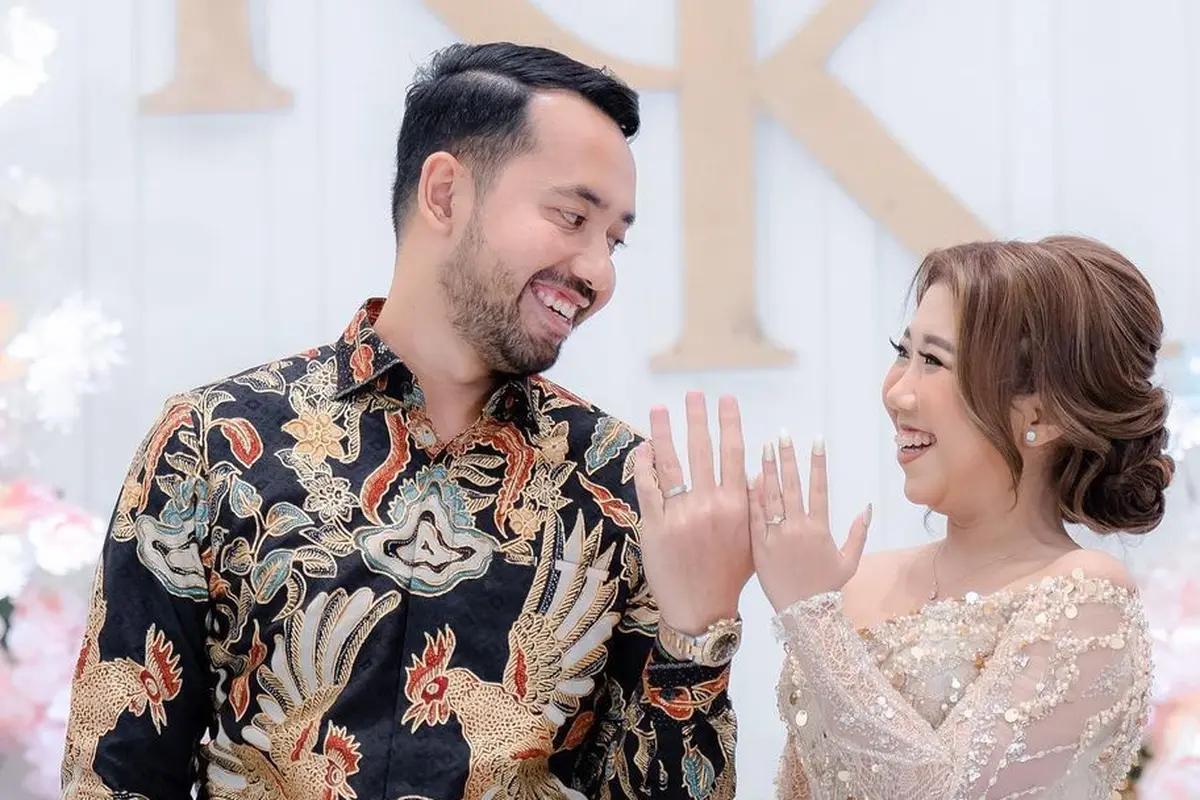 Lamaran Kiky Saputri dan M Khairi