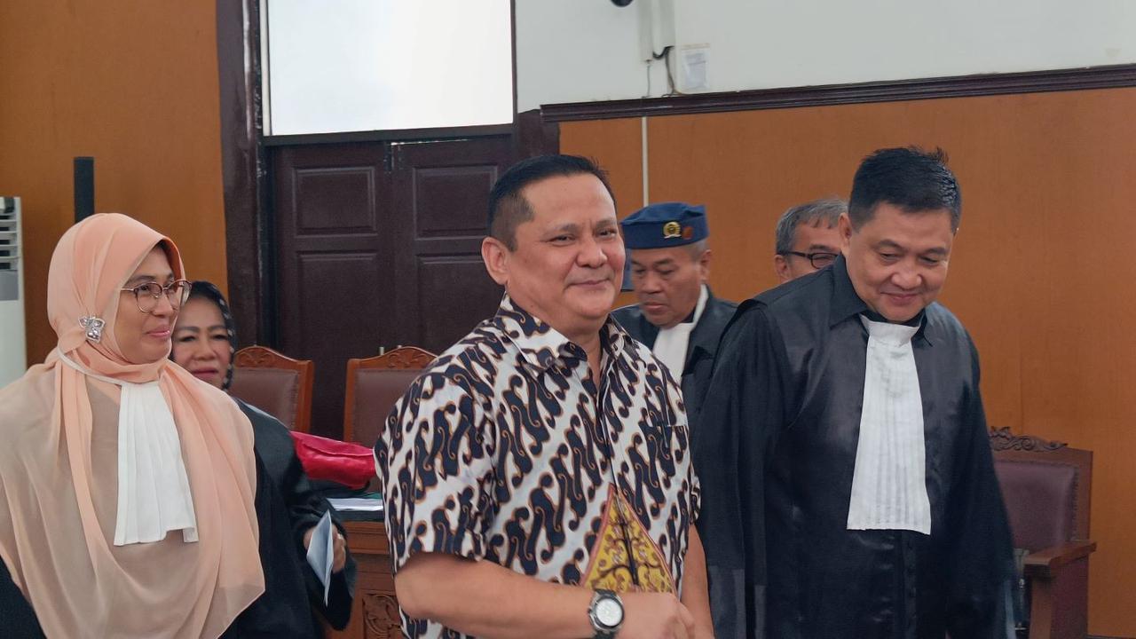 Mantan Kadiv Hubinter Bareskrim Polri, Irjen Pol Napoleon Bonaparte