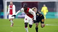 Manchester United Naksir Pemain 17 Tahun Milik Ajax, Saingan dengan Liverpool