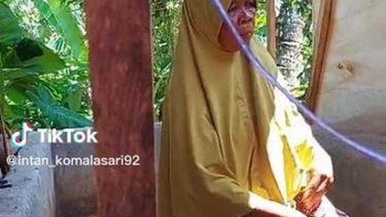 Konten Mandi Lumpur TikTok