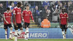 Manchester United tak mampu berbuat banyak kala bertandang ke markas Leicester City pada pekan kedelapan Premier League 2021/2022, Sabtu (16/10/2021). (AP/Rui Vieira)