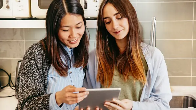 5 Tipe Teman yang Paling Cocok untuk Zodiak Gemini - 4