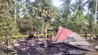 Kondisi rumah istri SF yang dibakar oleh pelaku (Foto: Istimewa)