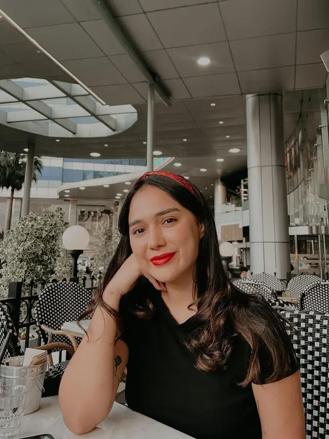 [Fimela] Raquel Katie Larkin