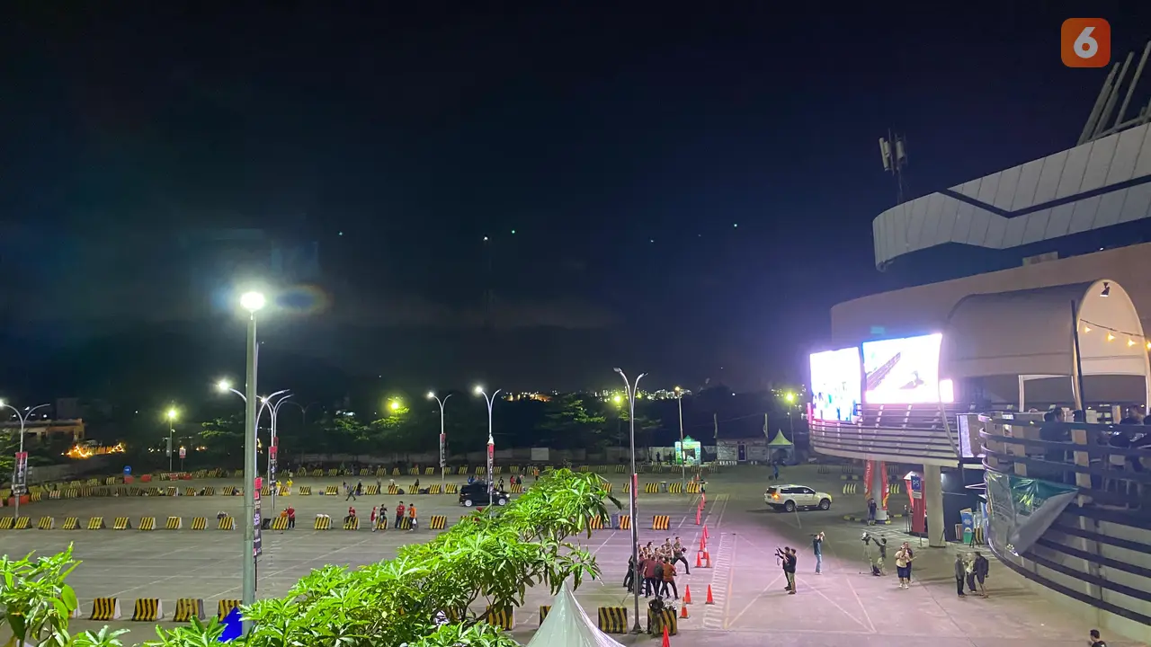 Dermaga Eksekutif Merak Lengang dari Kendaraan Pemudik. (Sabtu, 29/03/2025). (Yandhi Deslatama/Liputan6.com).