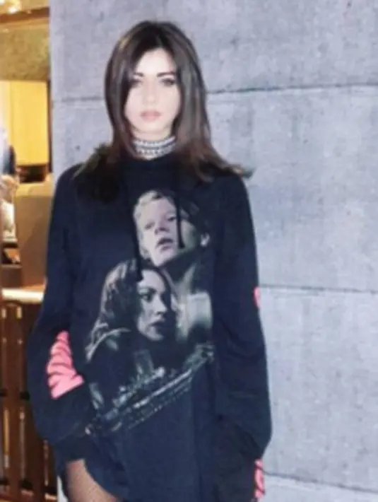 Sumber menambahkan perpisahan Louis dan Eleanor pada kala itu disebabkan oleh Louis yang hanya fokus dengan karier dan dunia musiknya dan tak memperhatikan hubungan mereka. Namun saat ini Louis mengambil pelajaran dari hal itu. (Instagram/louistomlinson)