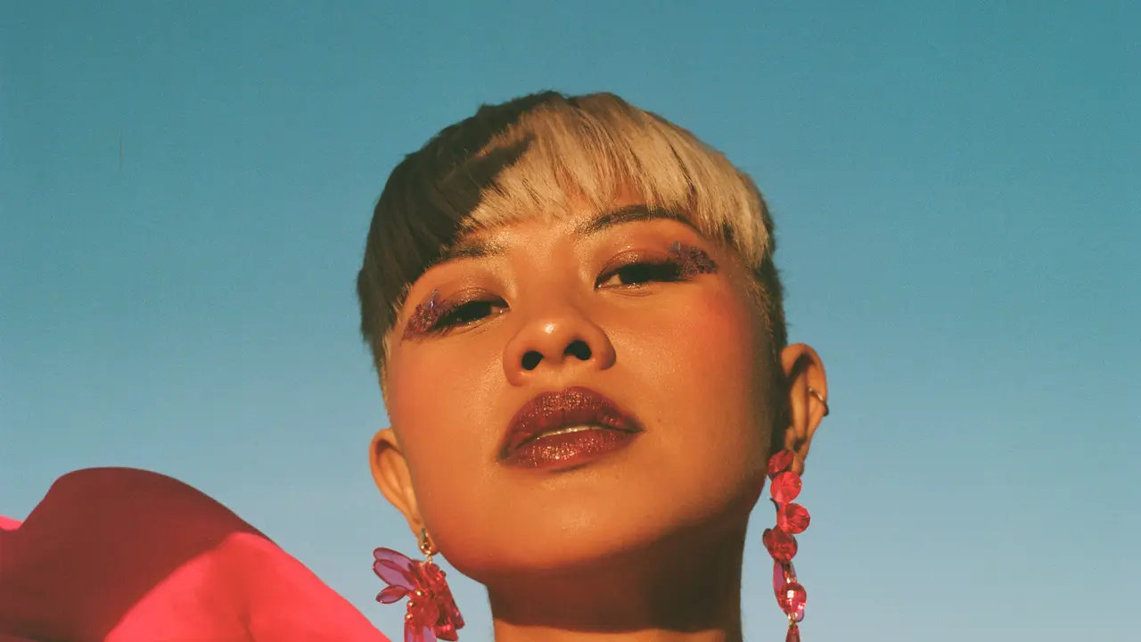 Dira Sugandi