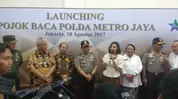 Kapolri dan Najwa Shihab Resmikan Pojok Baca Polda Metro