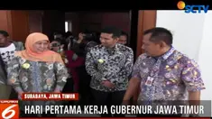 Sejumlah karangan bungan ucapan selamat atas terpilihnya Khofifah dan Emil Dardak masih memenuhi halaman Kantor Gubernur Jawa Timur.