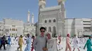 Keduanya tampak memukau dengan rona bahagia yang terpancar. [Foto: Instagram/ Shenina Cinnamon]
