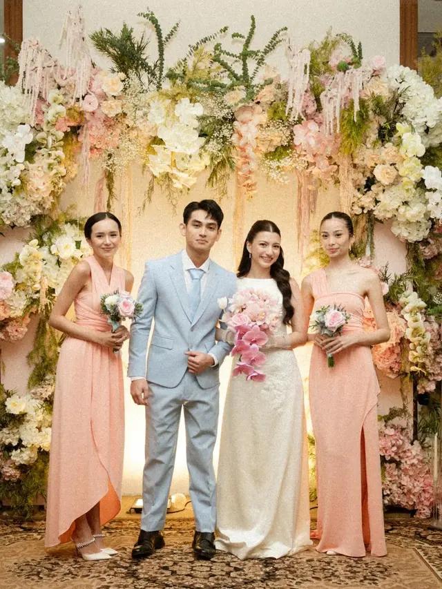 Beby Tsabina jadi bridesmaid pernikahan Cassandra Lee (Instagram/bebytsabina)