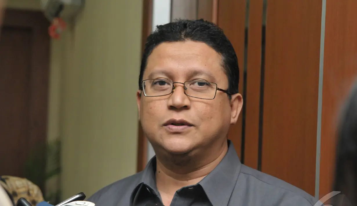 Ketua Bawaslu RI, Muhammad meminta kepada Ketua Dewan Kehormatan Penyelenggara Pemilu (DKPP), Jimly Asshiddiqie agar dijatuhi sanksi berat, Jakarta, Senin (2/9/2014) (Liputan6.com/Panji Diksana)