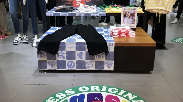 GUESS Originals x J Balvin SS2022