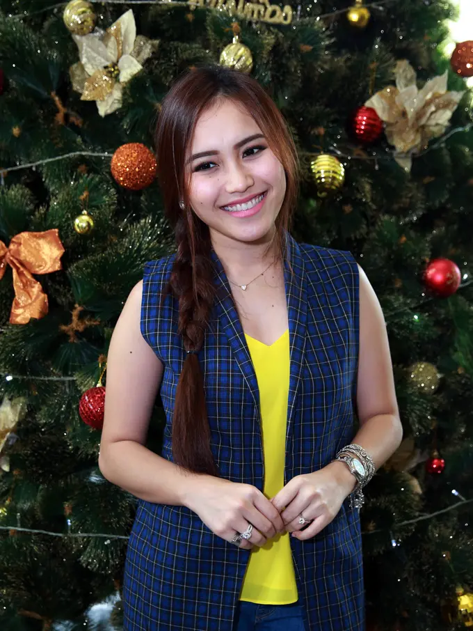 [Bintang] Ayu Ting Ting