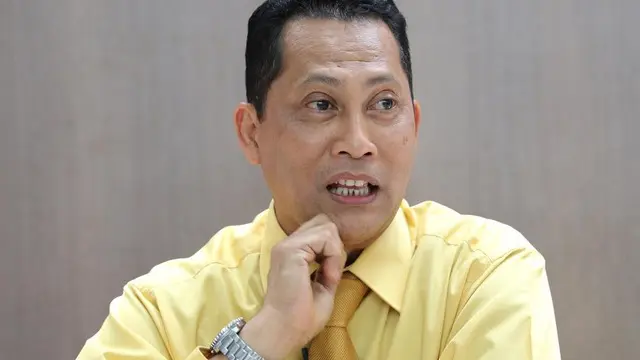 Komjen Pol Budi Waseso membantah isu pencopotan dirinya dari jabatan Kepala Badan Reserse Kriminal (Kabareskrim) Polri. Dirinya juga tak merasa melakukan 'kegaduhan' yang disebut-sebut sejumlah pihak.  