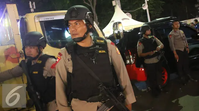 20161231-Polisi-Jaga-Tahun-Baru-IA2