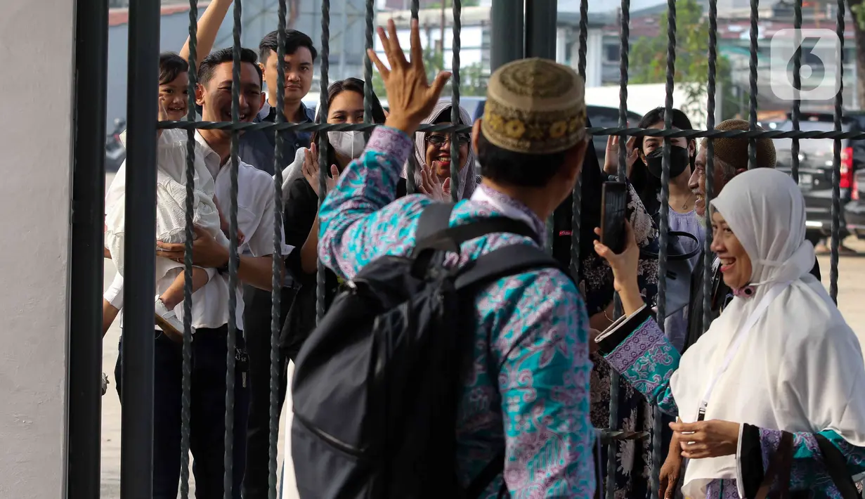 Besarnya jumlah jemaah lansia menjadi perhatian petugas tahun ini. (Liputan6.com/Herman Zakharia)