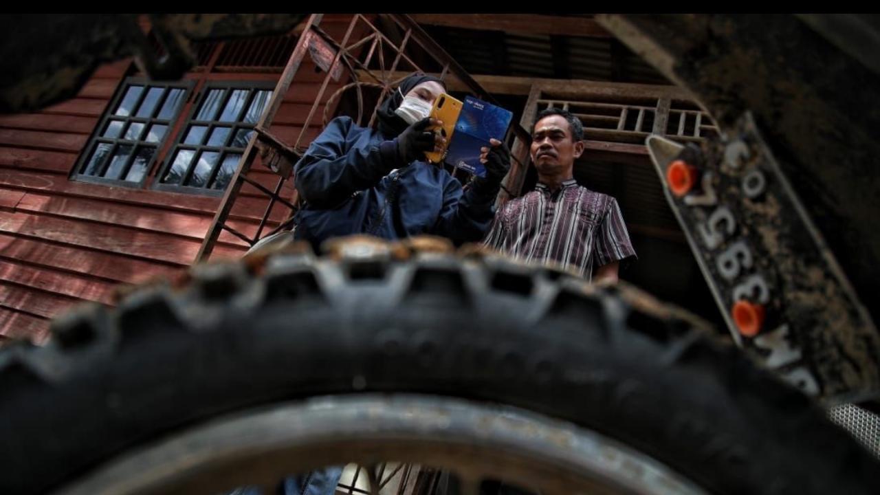 Rahmatuna, mantri BRI