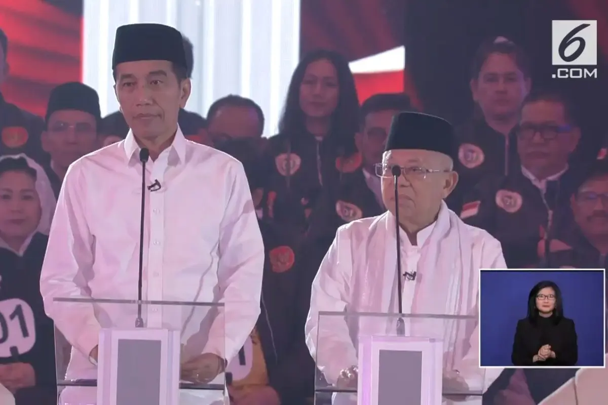 Pasangan Jokowi-Ma'ruf Amin saat debat capres cawapres 2019
