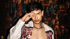 Aktor Dimas Beck mengagetkan netizen dengan penampilan terbarunya. Pria 34 tahun yang juga seorang model itu memerlihatkan transformasi bentuk tubuh yang makin kekar. (FOTO: instagram.com/dimasbeck/)