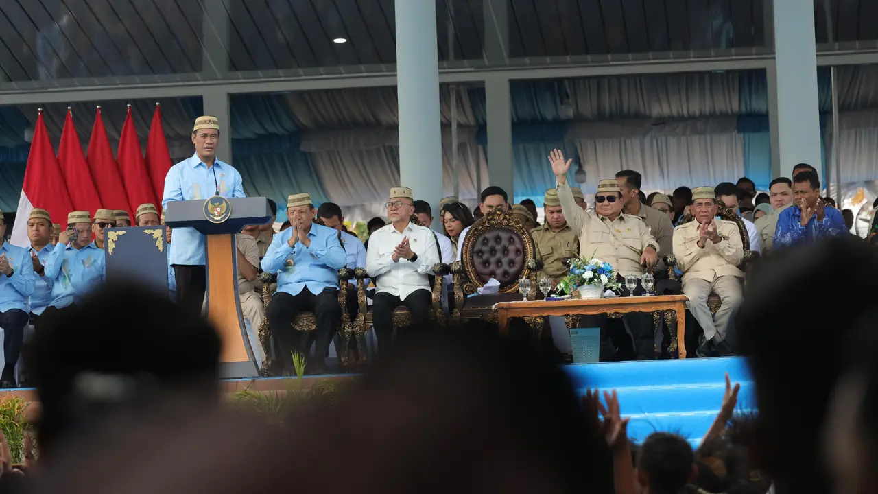 Menteri Pertanian Andi Amran Sulaiman bersama Presiden Prabowo Subianto di Gorontalo. Dok Bakom