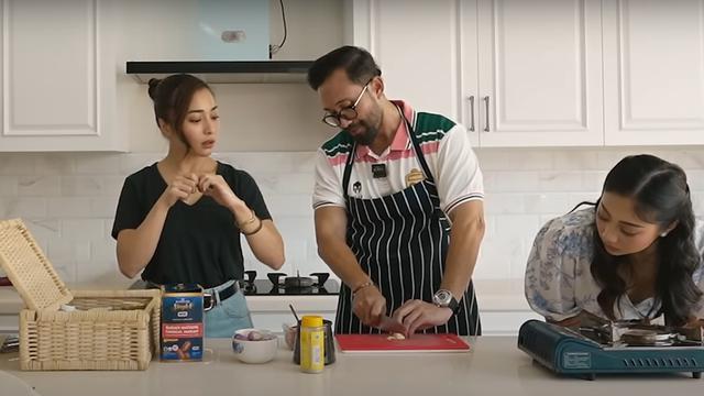 Nikita Willy Belajar Masak