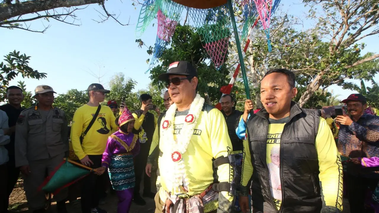 Warga Barito Kuala Sambut Meriah Kedatangan Rombongan Turdes Kemerdekaan Gubernur Kalsel