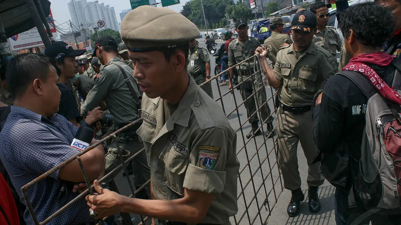 Ditertibkan Satpol PP, Pedagang Hewan Kurban Mengamuk