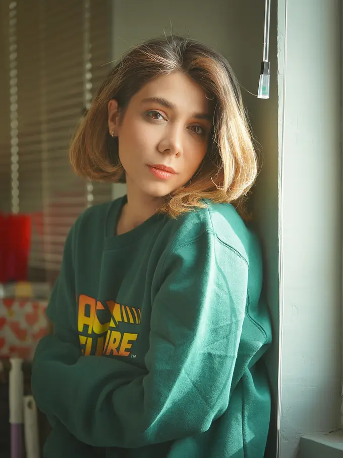 karakter perempuan cantik