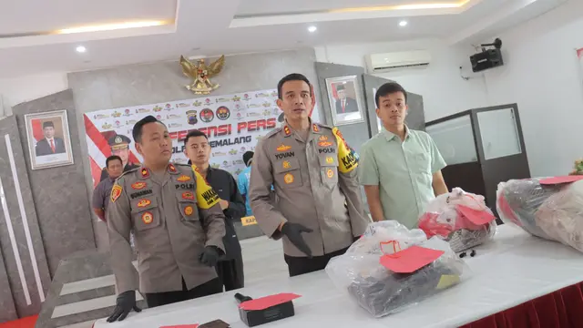 Pers rilis pembunuhan berencana yang melibatkan anak kandung korban di Pemalang. (Foto: Liputan6.com/Humas Polres Pemalang)