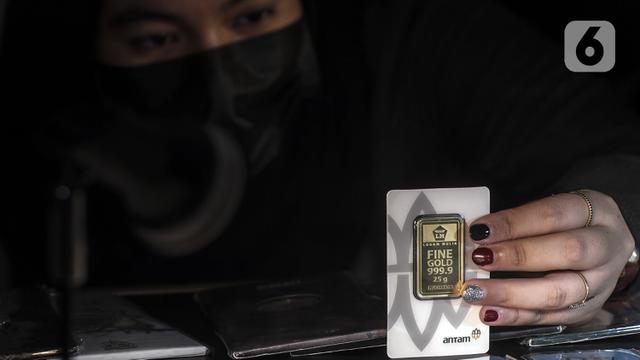 FOTO: Harga Emas Antam Naik Menjadi Rp 937.000 per Gram