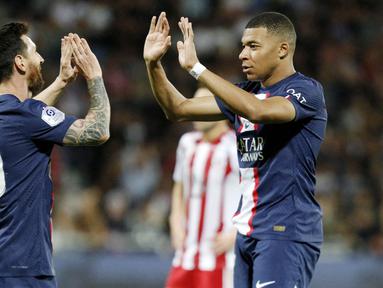PSG sukses melumat Ajaccio dengan tiga gol tanpa balas dalam laga Ligue 1 2022/2023 pekan ke-12 yang digelar di Stade Francois Coty, Sabtu (22/10/2022). (AFP/Pascal Pochard-Casabianca)