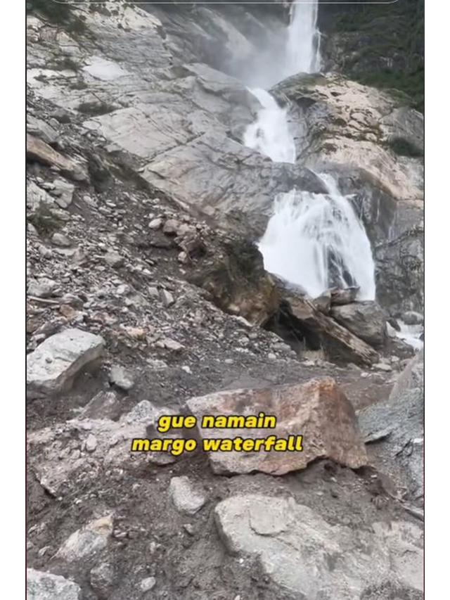 8 Potret Perjalanan Denny Sumargo di Nepal, Temui Berbagai Hal Unik