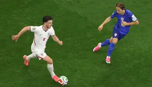 Declan Rice Dapat Tantangan Berat di Timnas Inggris, Performa Alex Scott Bikin Thomas Tuchel Punya Pilihan Baru