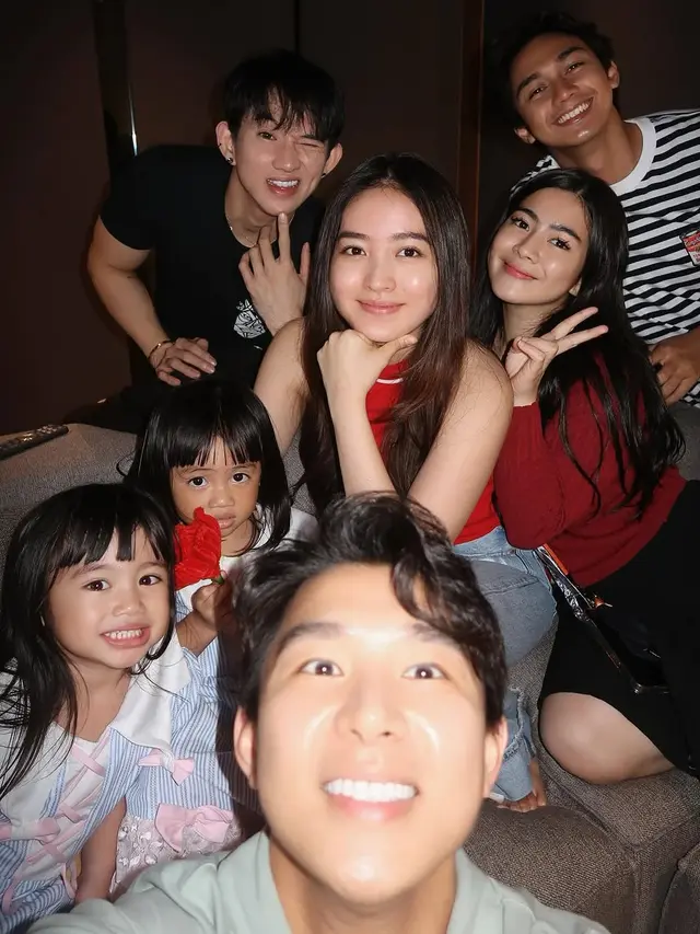 6 Potret Temu Kangen Natasha Wilona dan Felicya Angelista, 9 Tahun Bersahabat Tak Pernah Berubah
