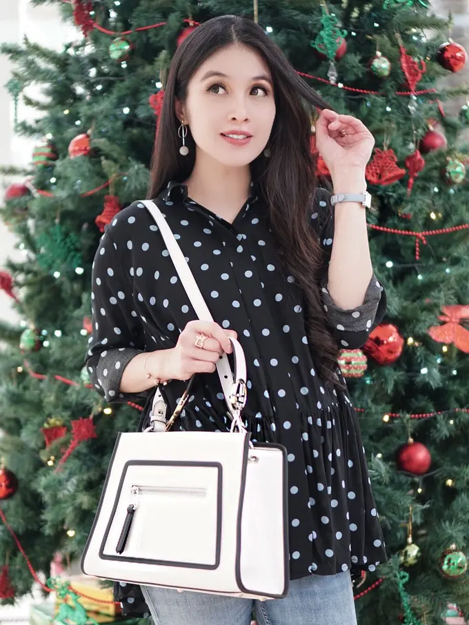 [Bintang] Sandra Dewi