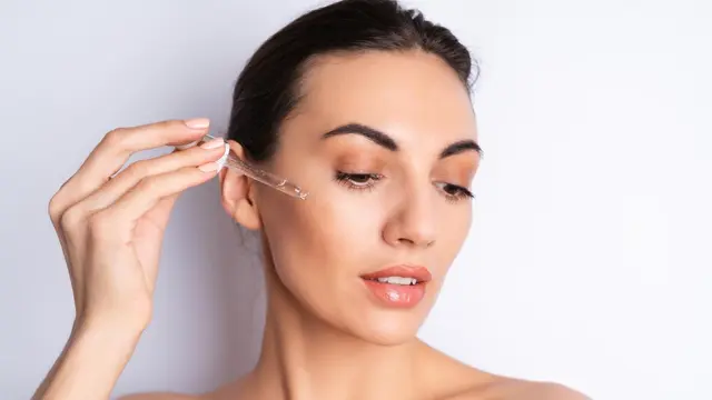 Panduan Kombinasi Layering Serum yang Aman dan Efektif untuk Kulit Wajah - 3