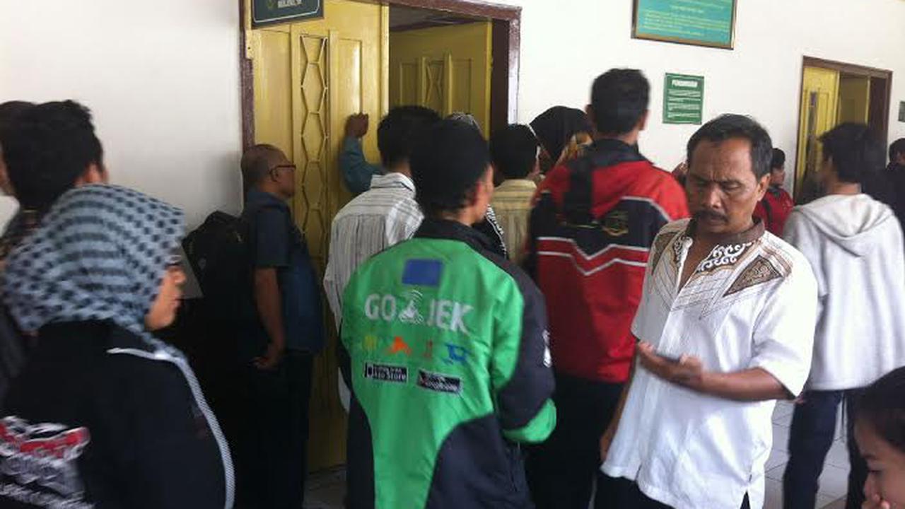 Ketika Driver Go-Jek dan Grab Bike Langgar Lalu Lintas