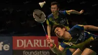 Lee Yong-dae/Yoo Yeon-seong mengalahkan Kim Astrup/Anders Skaarup Rasmussen pada semifinal Indonesia Open 2016.