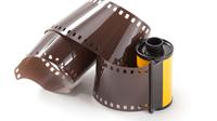 Roll Film yang sudah jarang digunakan dalam dunia travelling (shutterstock)