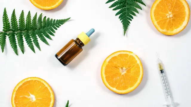 Pagi atau Malam? Ini Waktu Terbaik Menggunakan Serum Vitamin C agar Kulit Glowing Maksimal