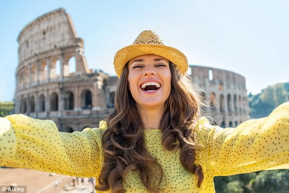 'Travel Selfie'