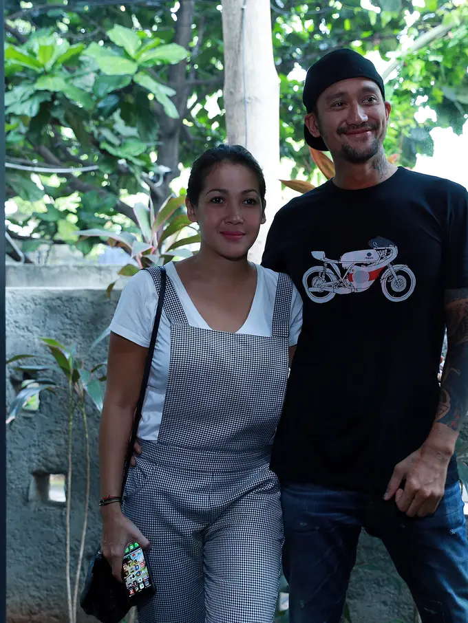 [Bintang] Tora Sudiro dan Mieke Amalia