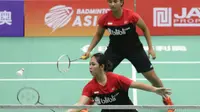 Jauza Fadhila Sugiarto/Ribka Sugiarto salah satu dari tiga wakil Indonesia yang lolos ke babak semifinal Kejuaraan Asia Junior 2017. (PBSI)