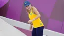 Leticia Bufoni - Atlet berparas cantik ini telah menekuni skateboarding sejak berusia 9 tahun. Ia pun telah menyabet berbagai gelar di ajang internasional. Tahun ini, ia mewakili Brasil dalam Olimpiade Tokyo 2020.